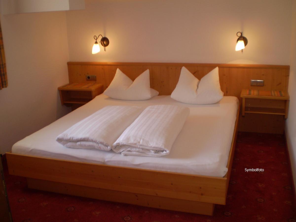 Apart Hotel Garni Strasser Zell am Ziller Exterior foto