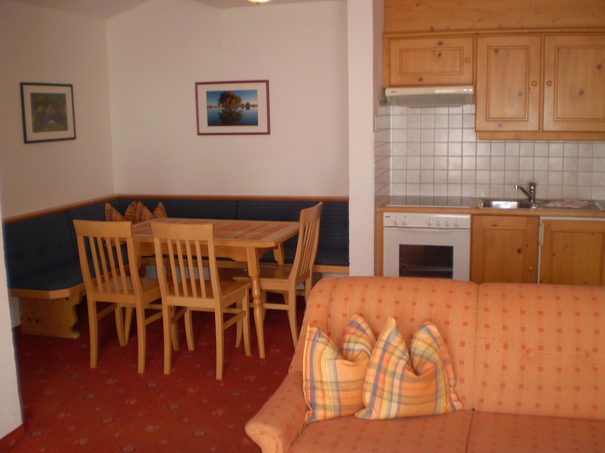 Apart Hotel Garni Strasser Zell am Ziller Exterior foto